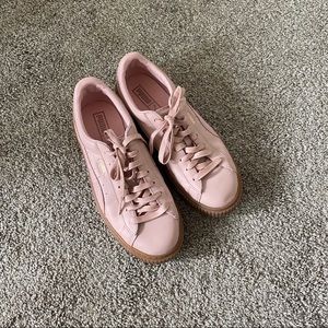 Puma all leather pink sneakers